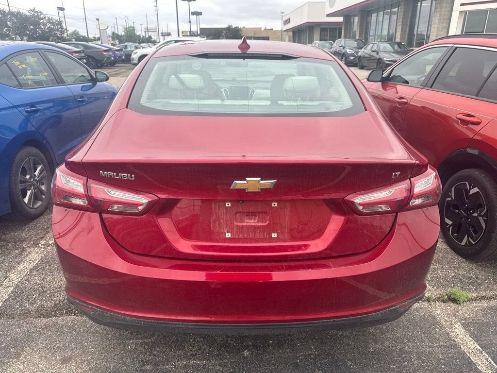Used 2023 Chevrolet Malibu LT FWD image 3