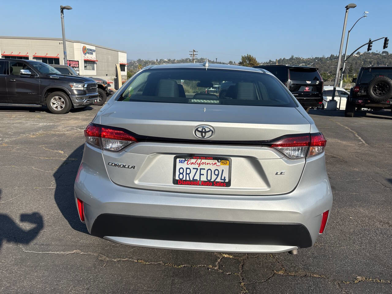 Used 2021 Toyota Corolla LE image 7