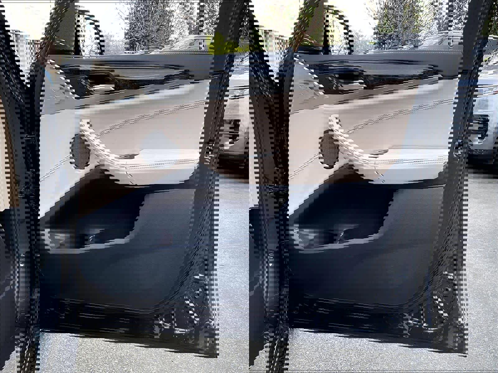 Used 2020 BMW X3 M w/ Executive Package image 25