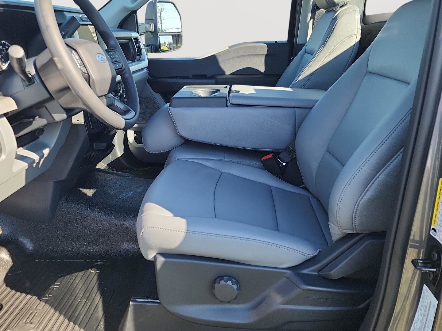 New 2026 Ford F350 XL image 9