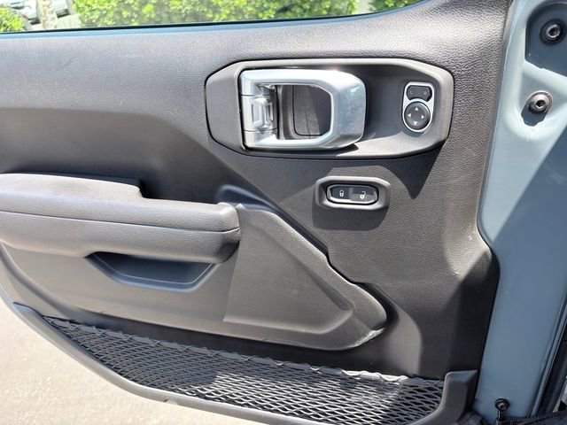 Used 2024 Jeep Wrangler Unlimited AWD/4WD image 13