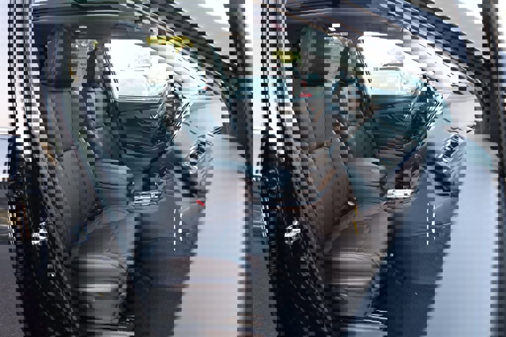 New 2026 Subaru Ascent Limited AWD/4WD image 31