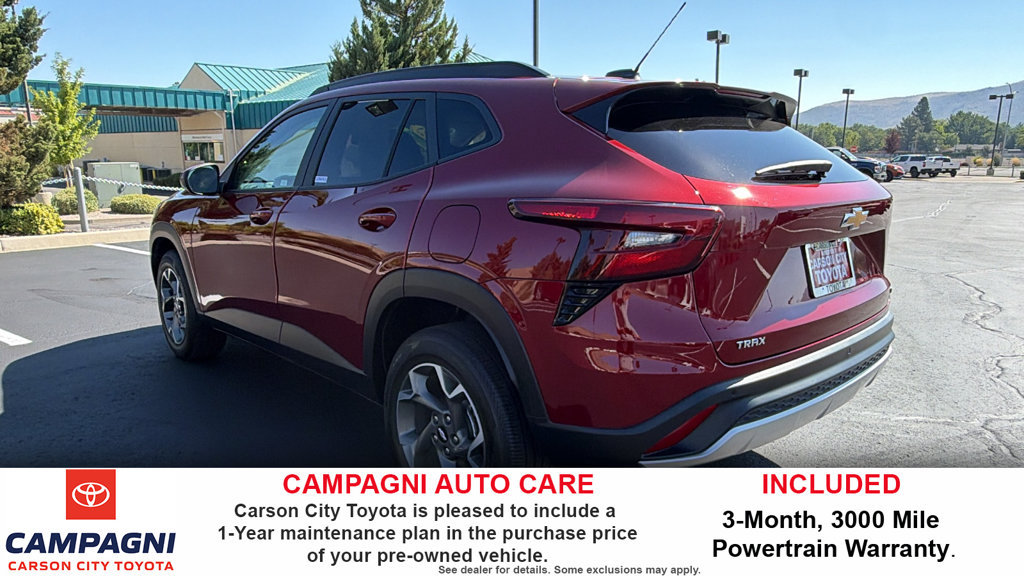 Used 2025 Chevrolet Trax LT w/ Driver Confidence Package FWD image 5