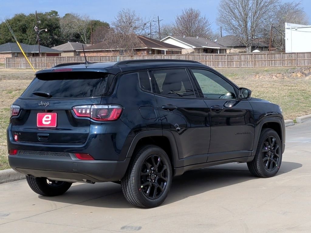 New 2026 Jeep Compass Altitude image 8