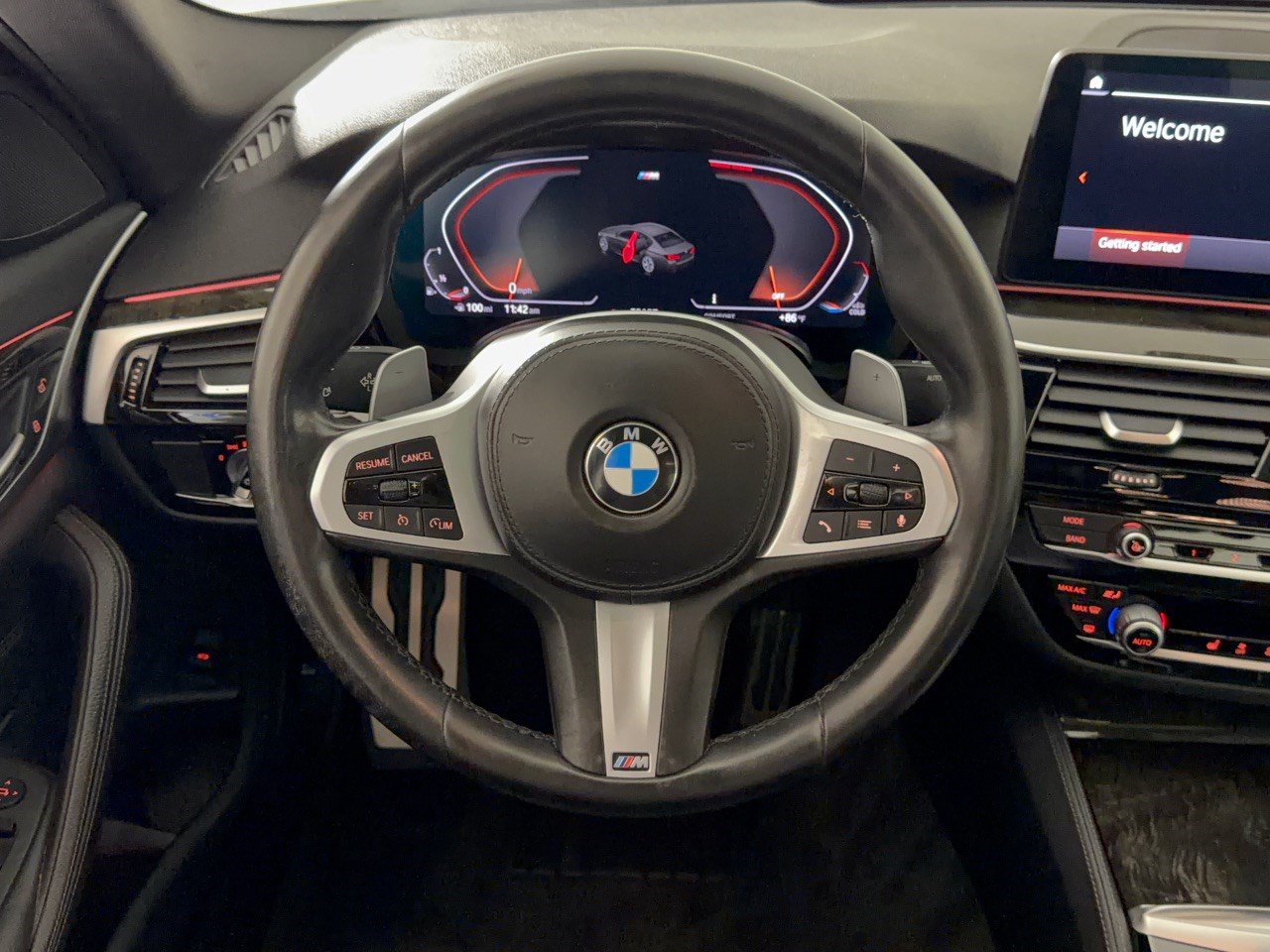 Used 2021 BMW 530i w/ M Sport Package RWD image 10