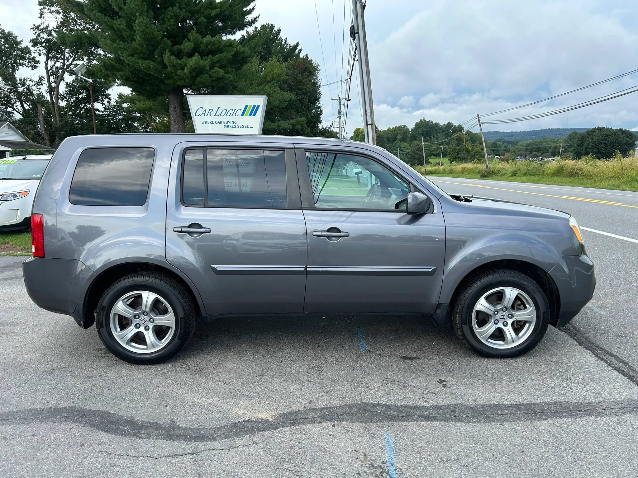 Used 2015 Honda Pilot EX image 10