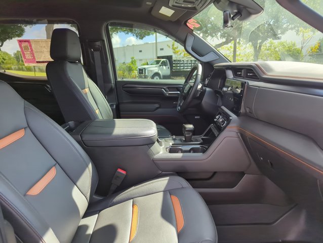 Used 2024 GMC Sierra 1500 AT4 w/ Technology Package AWD/4WD image 25