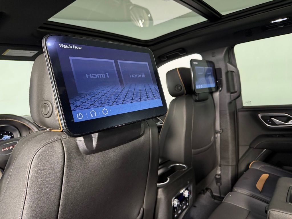 Used 2023 GMC Yukon AT4 w/ AT4 Premium Package image 28