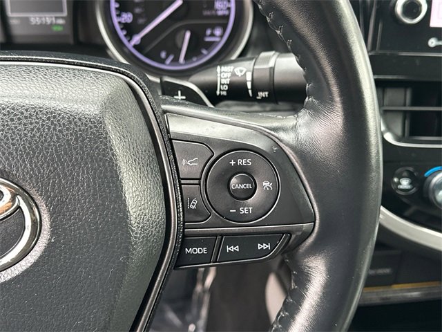 Certified 2021 Toyota Camry SE image 24