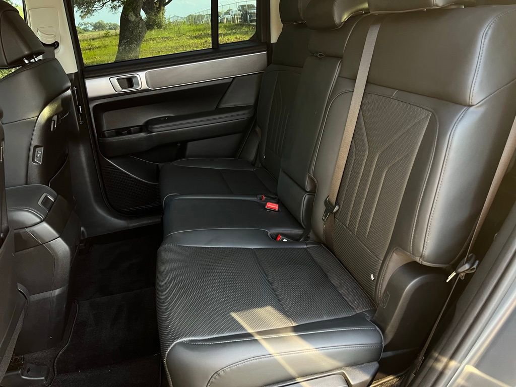 Used 2024 Hyundai Santa Fe XRT image 15