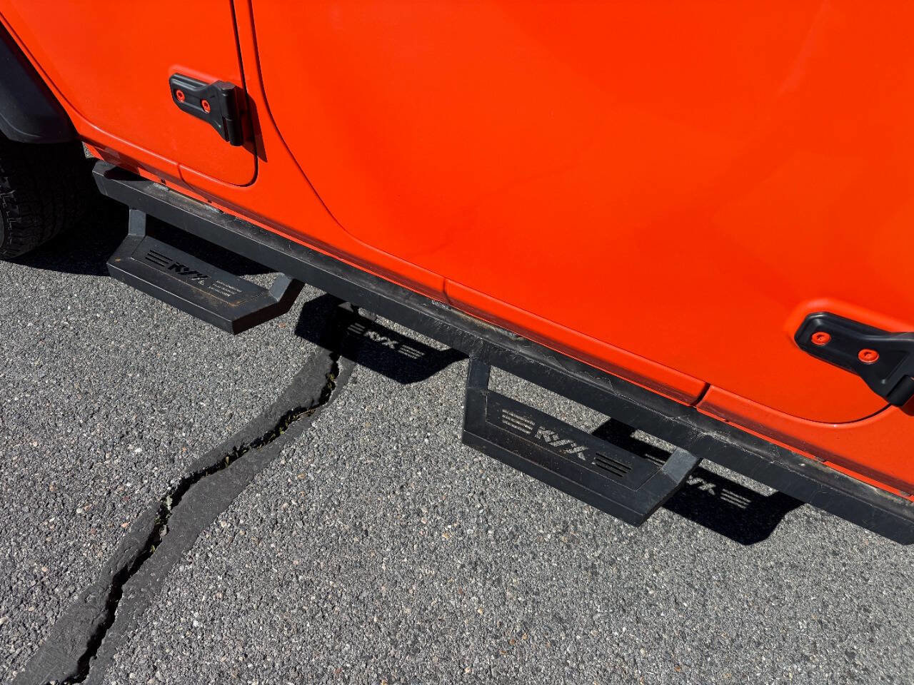 Used 2019 Jeep Wrangler Unlimited Sport image 13