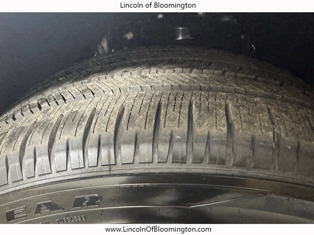 New 2026 Lincoln Navigator L Reserve AWD/4WD image 16