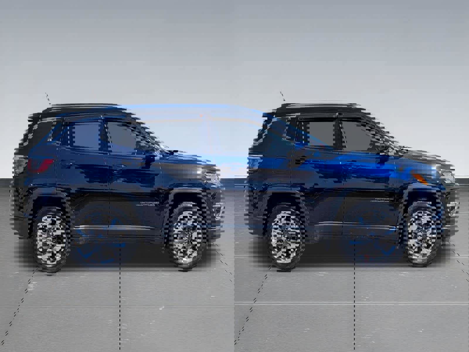 Used 2018 Jeep Compass Limited w/ Navigation Group FWD image 6