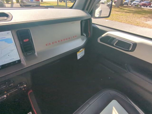 New 2026 Ford Bronco Outer Banks w/ Sasquatch Package AWD/4WD image 18