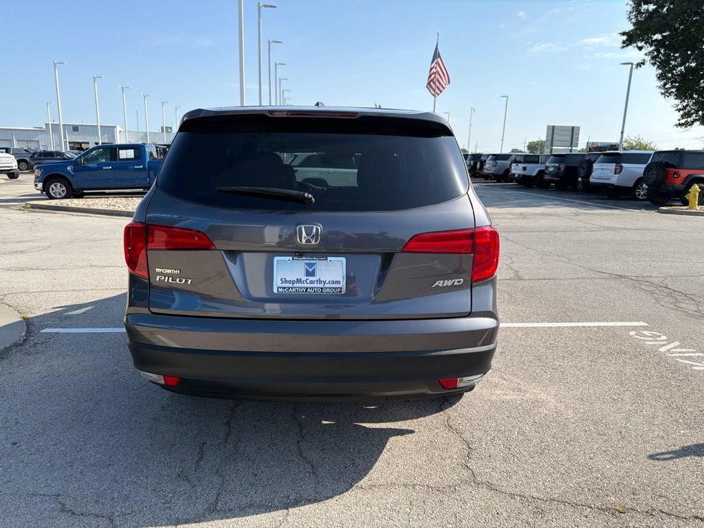 Used 2017 Honda Pilot EX-L image 4