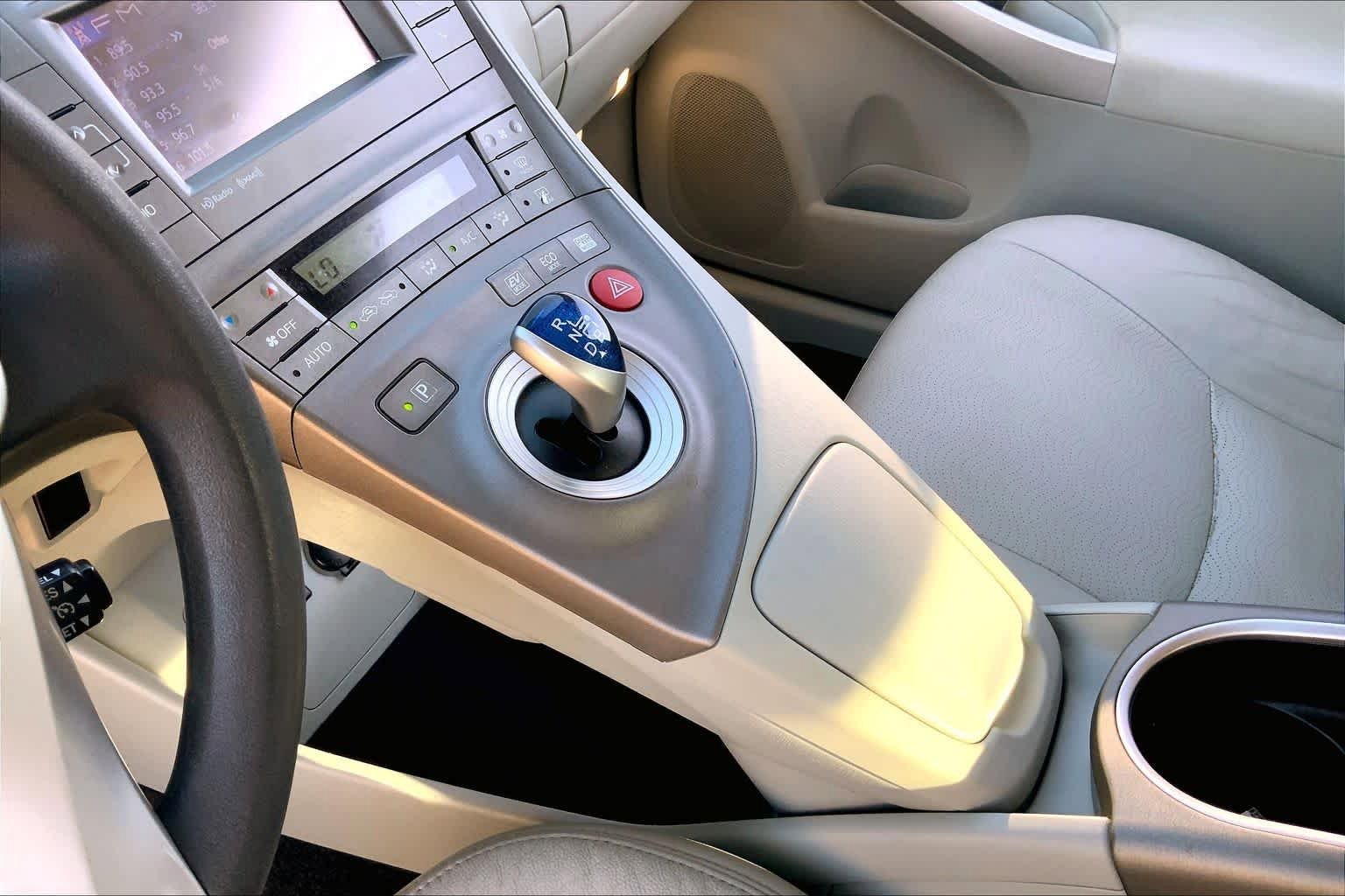 Used 2014 Toyota Prius Three FWD image 16