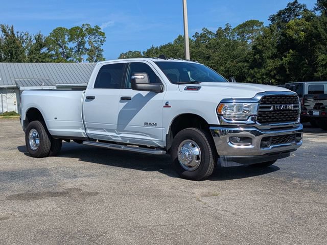 Used 2023 RAM 3500 Big Horn w/ Level 1 Equipment Group AWD/4WD image 2