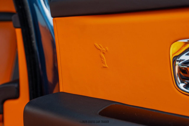 Used 2023 Rolls-Royce Cullinan Black Badge w/ Leather Finishing Pack image 30