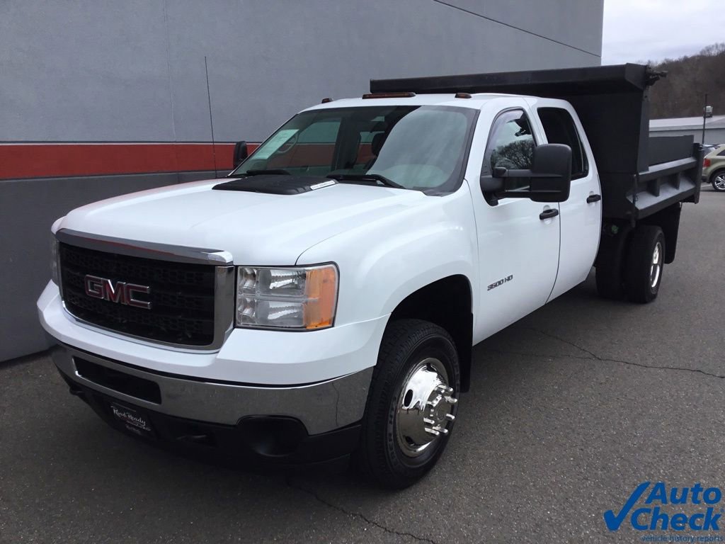 Used 2013 GMC Sierra 3500 W/T w/ Snow Plow Prep Package image 16