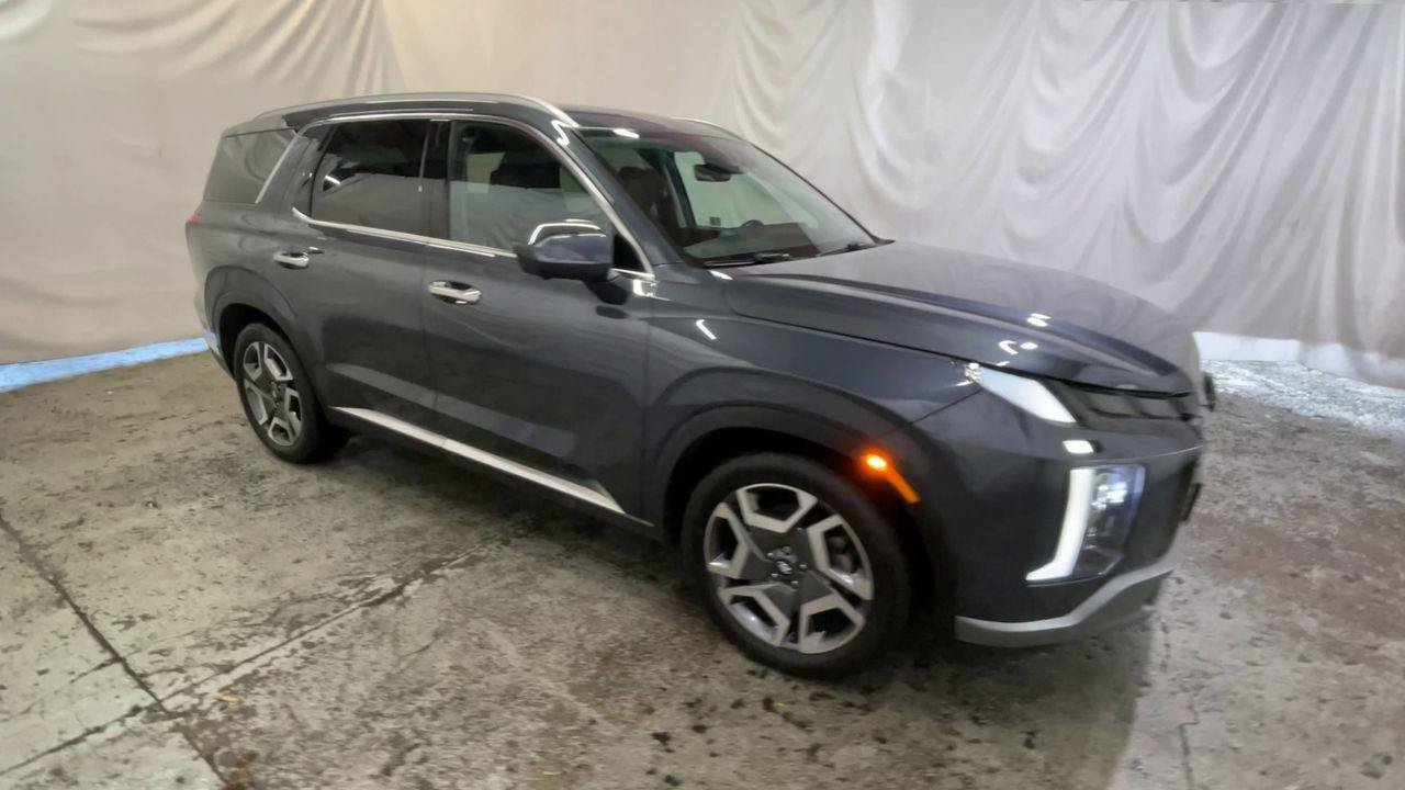 Used 2024 Hyundai Palisade Limited AWD/4WD image 2