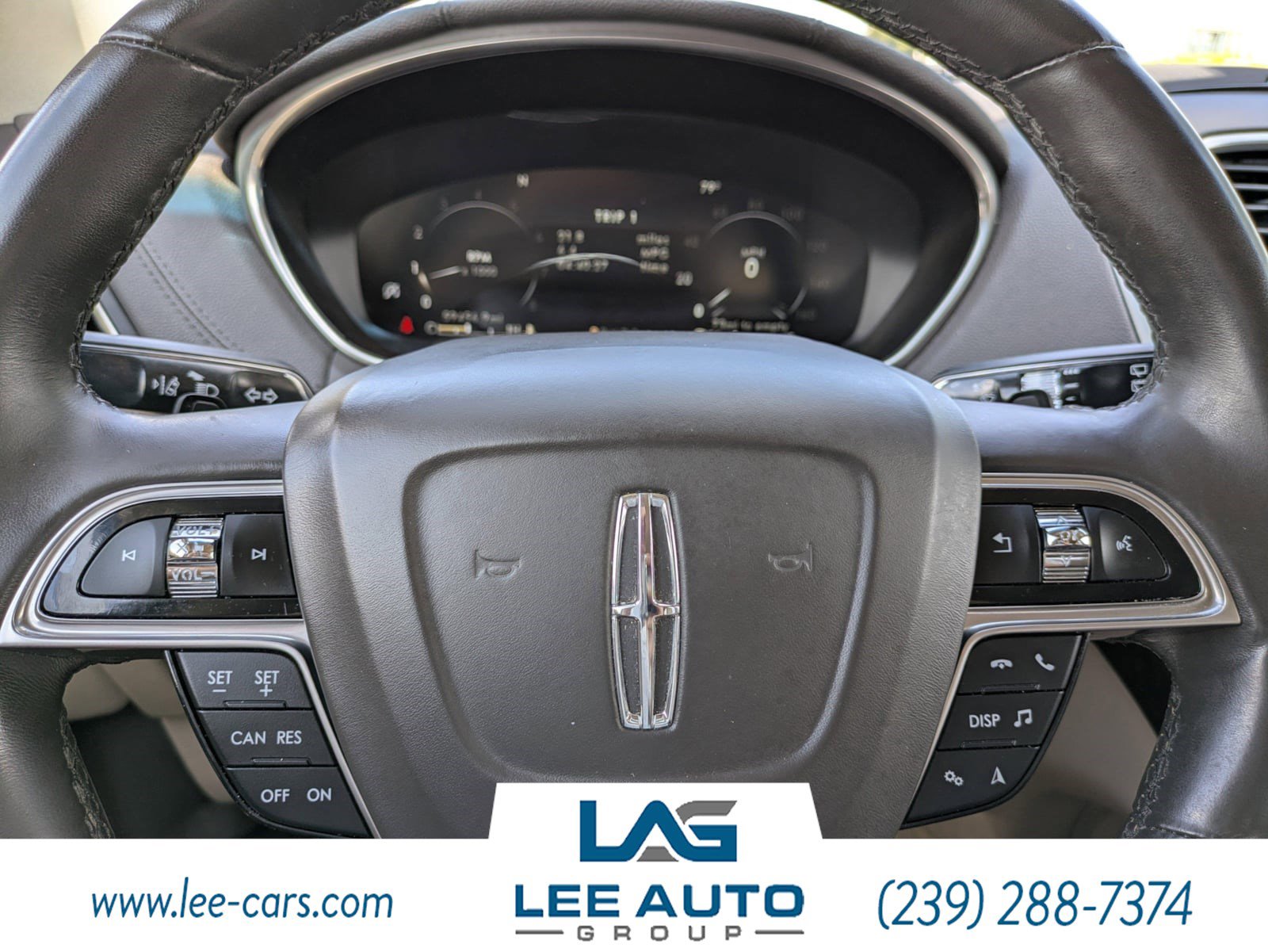 Used 2019 Lincoln Nautilus Select image 22