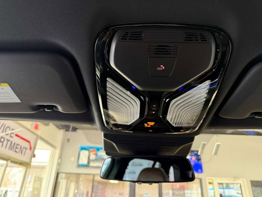 Used 2026 BMW X5 M60i image 21