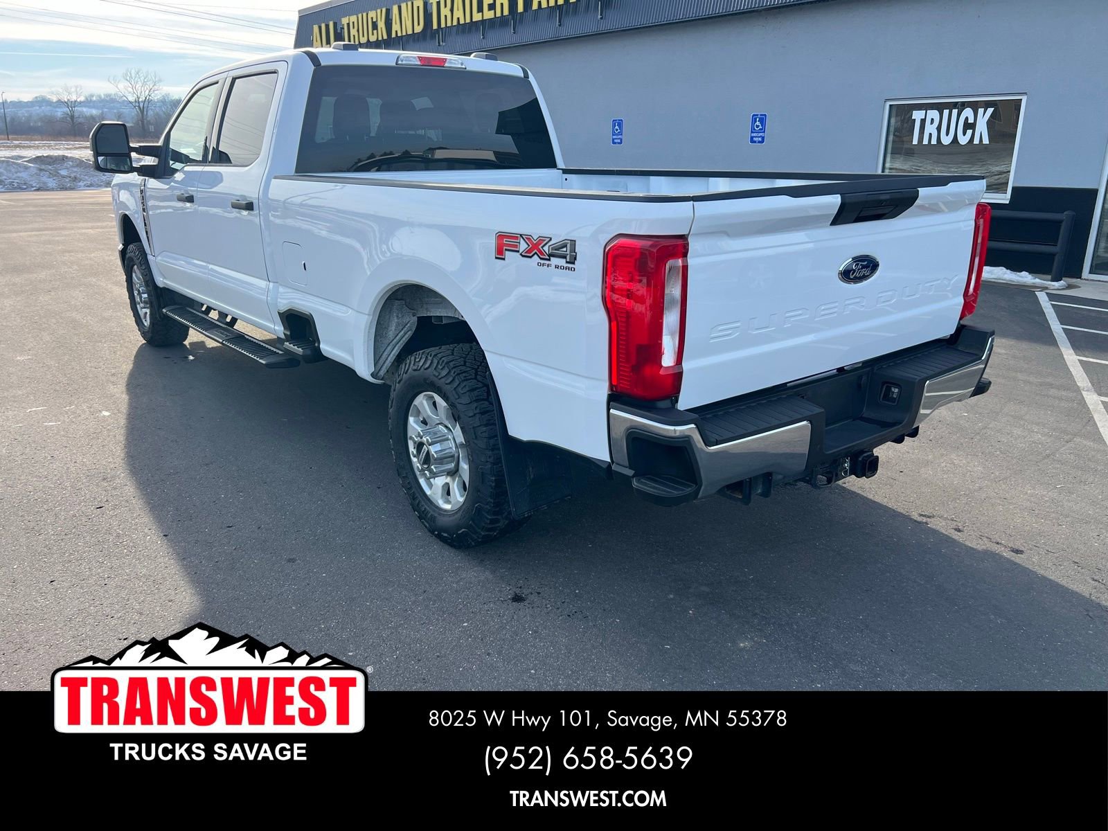 Used 2024 Ford F350 XLT w/ FX4 Off-Road Package image 9
