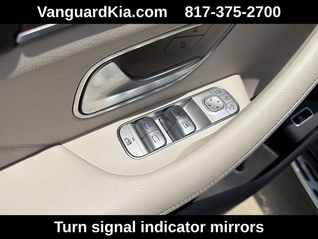Used 2021 Mercedes-Benz GLS 580 4MATIC image 17