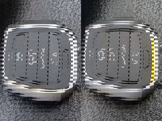 Used 2021 Jeep Compass Latitude image 34