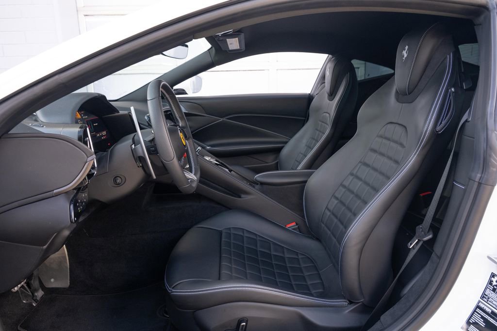 Used 2022 Ferrari Roma RWD image 28