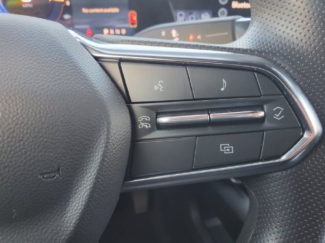 Certified 2025 Chevrolet Equinox EV LT FWD image 24