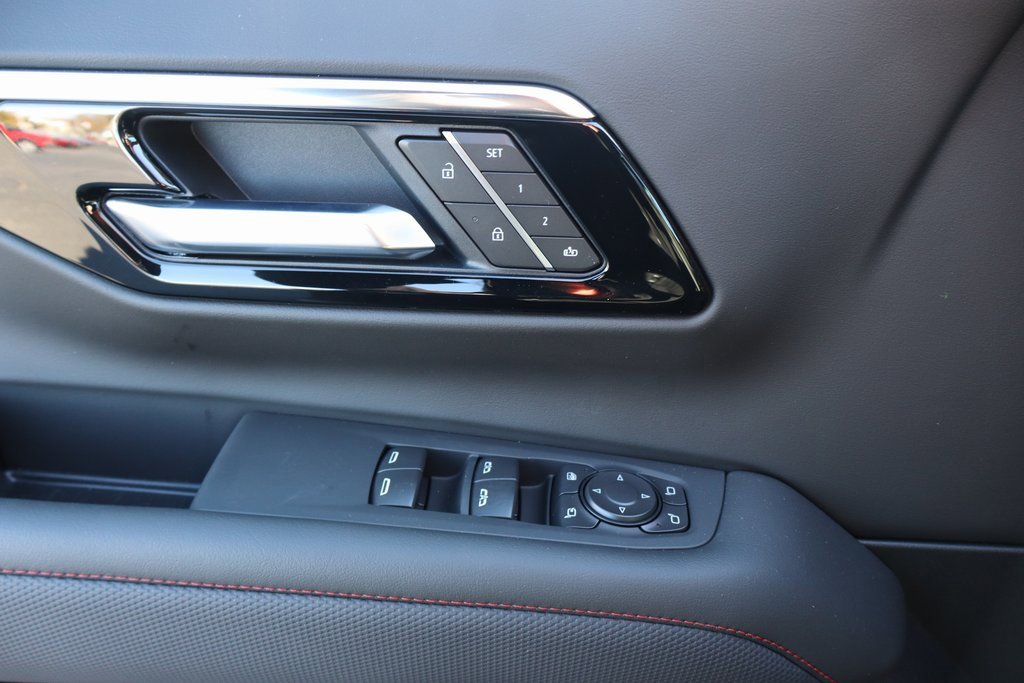 New 2026 Chevrolet Suburban RST image 21