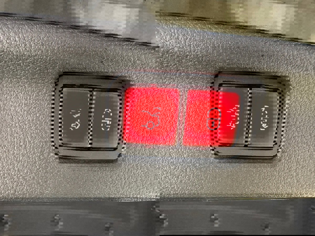 Used 2023 Mercedes-Benz C 300 4MATIC Sedan w/ Exclusive Trim Package image 58