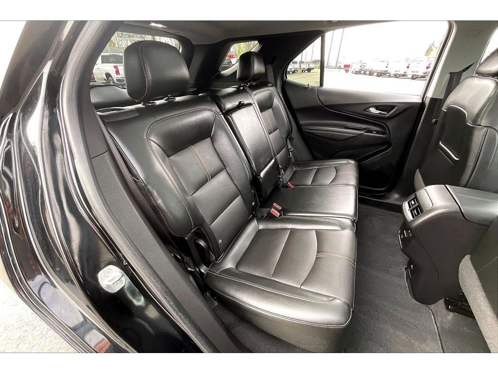 Used 2023 Chevrolet Equinox Premier AWD/4WD image 29