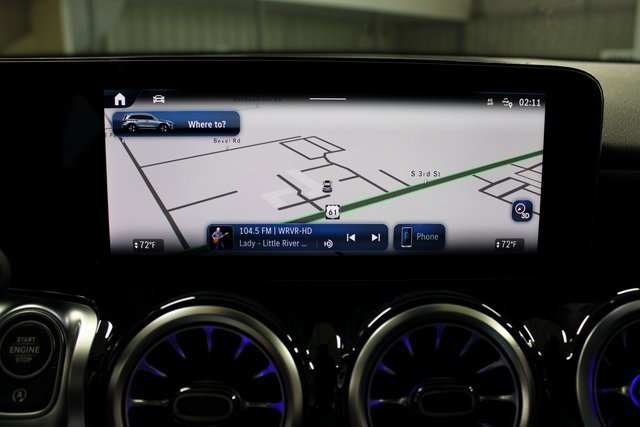 Used 2024 Mercedes-Benz GLB 250 4MATIC image 24