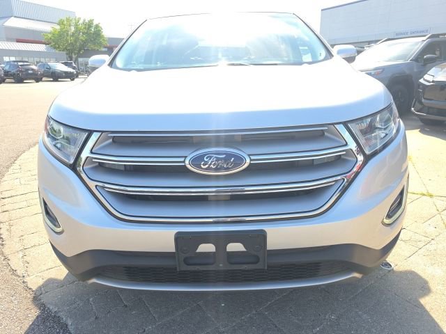 Used 2017 Ford Edge SEL w/ Equipment Group 201A AWD/4WD image 3