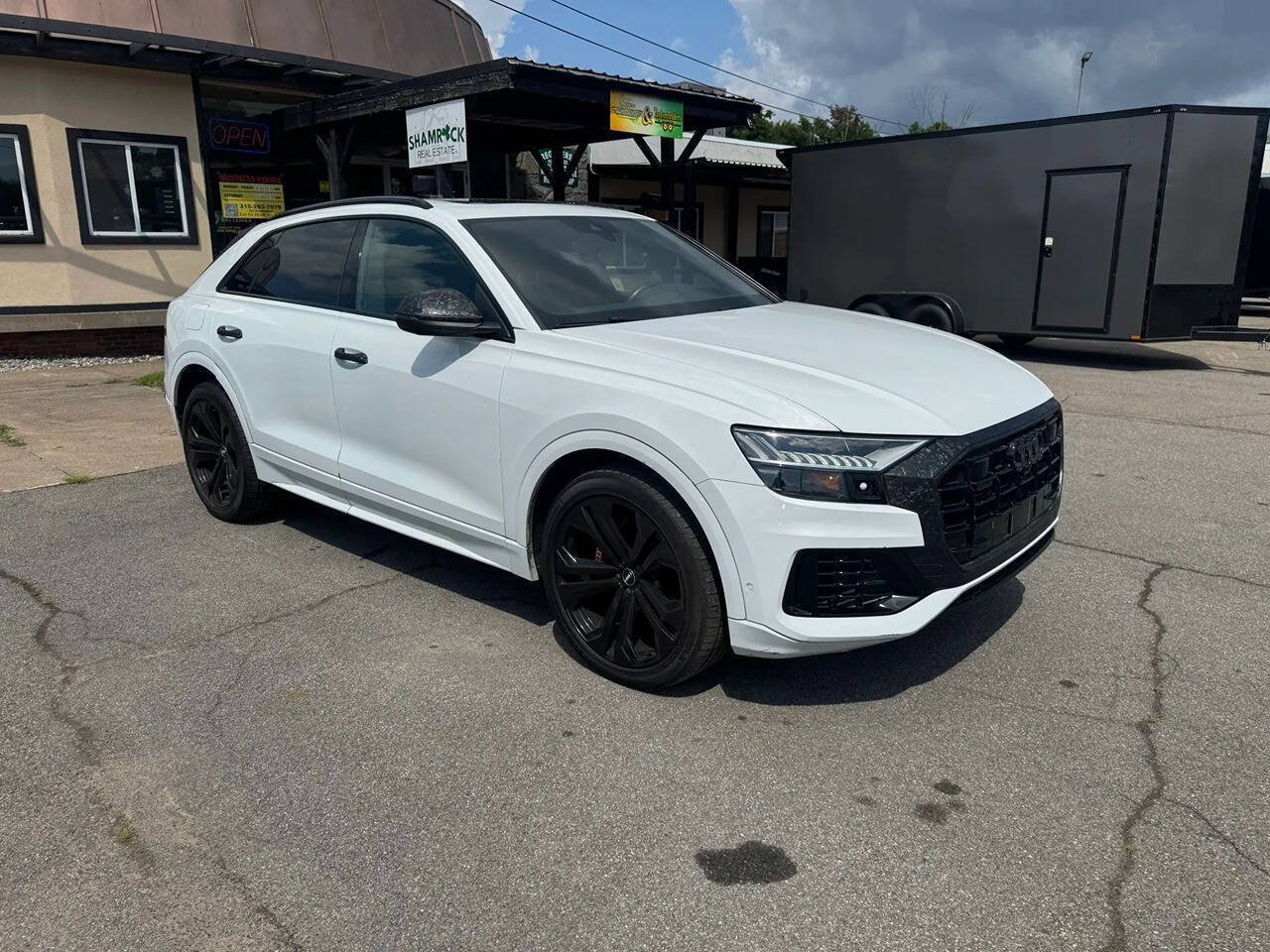 Used 2019 Audi Q8 Prestige w/ Luxury Package AWD/4WD image 6