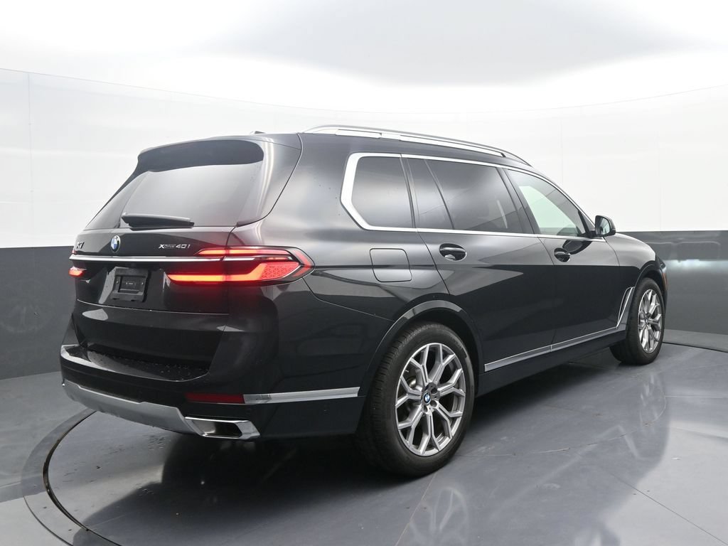 Used 2026 BMW X7 xDrive40i AWD/4WD image 7