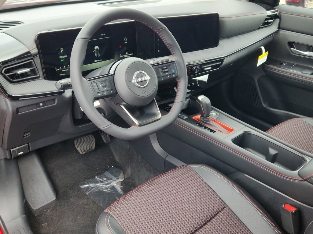 New 2025 Nissan Kicks SR image 8
