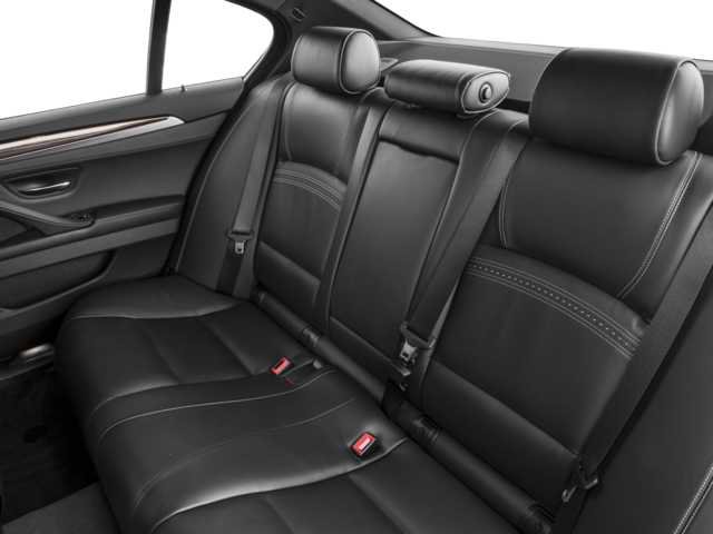 Used 2016 BMW 550i xDrive Sedan image 14