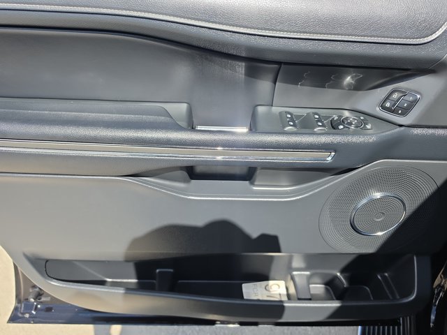Used 2023 Ford Expedition Max XLT RWD image 15