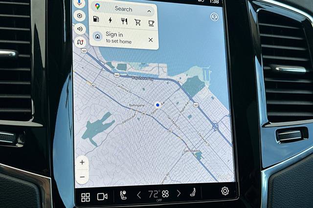 Certified 2023 Volvo XC90 T8 Ultimate w/ Protection Package Premier image 22