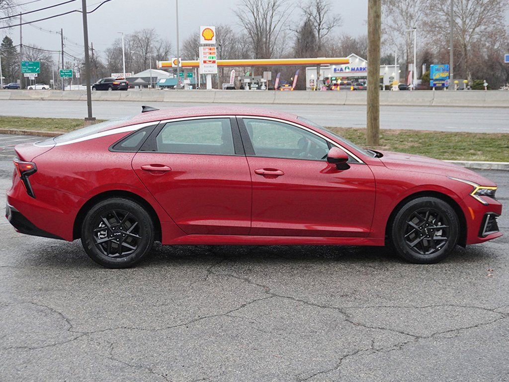 Used 2025 Kia K5 LXS image 17