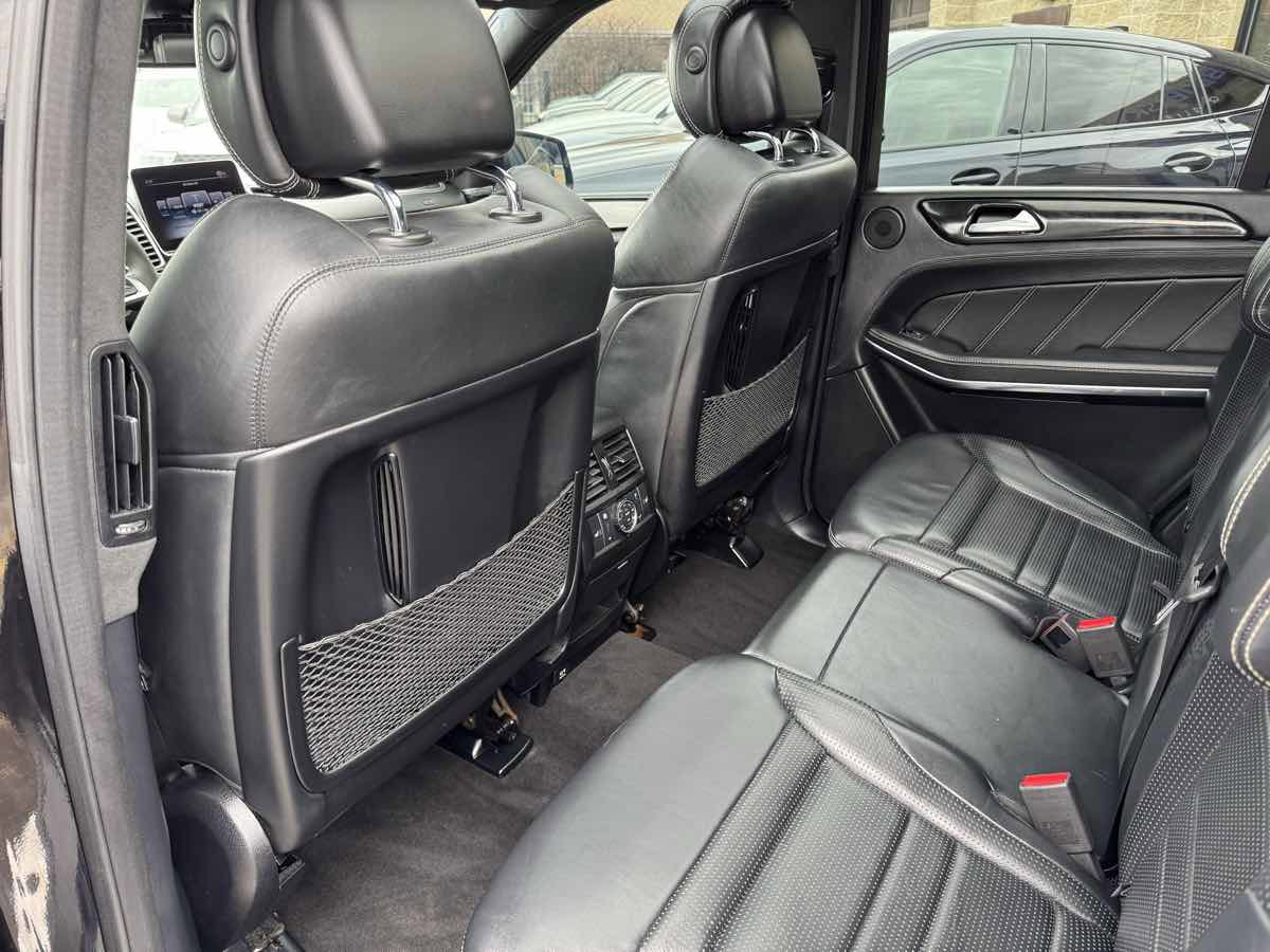 Used 2019 Mercedes-Benz GLS 63 AMG 4MATIC w/ AMG Night Styling Package image 49