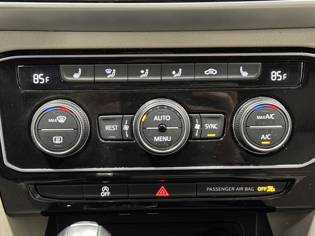 Used 2022 Volkswagen Atlas SE w/ Black Wheel Package image 17