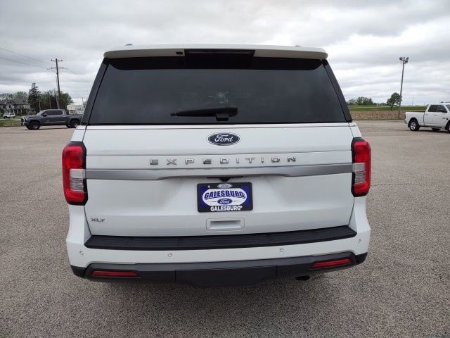 Used 2022 Ford Expedition XLT AWD/4WD image 4