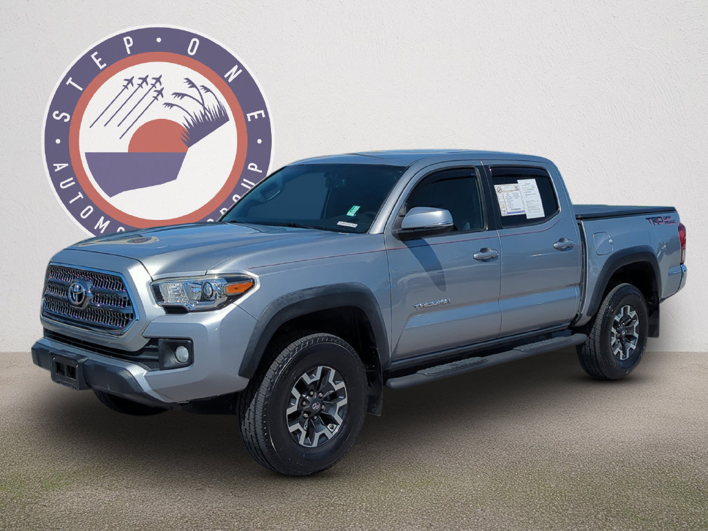Used 2017 Toyota Tacoma TRD Off-Road w/ Tow Package RWD image 1