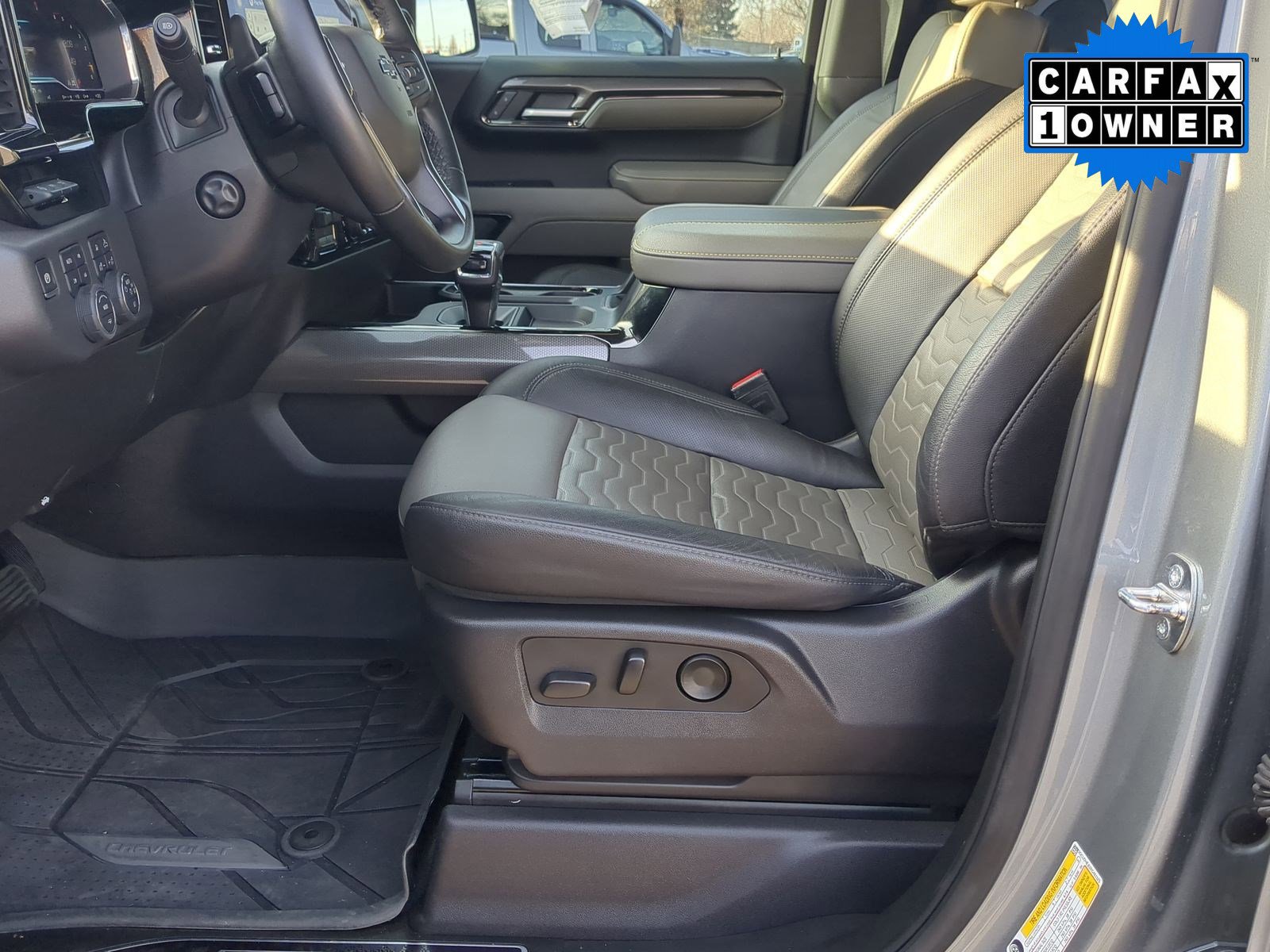 Used 2024 Chevrolet Silverado 1500 ZR2 w/ Technology Package image 22