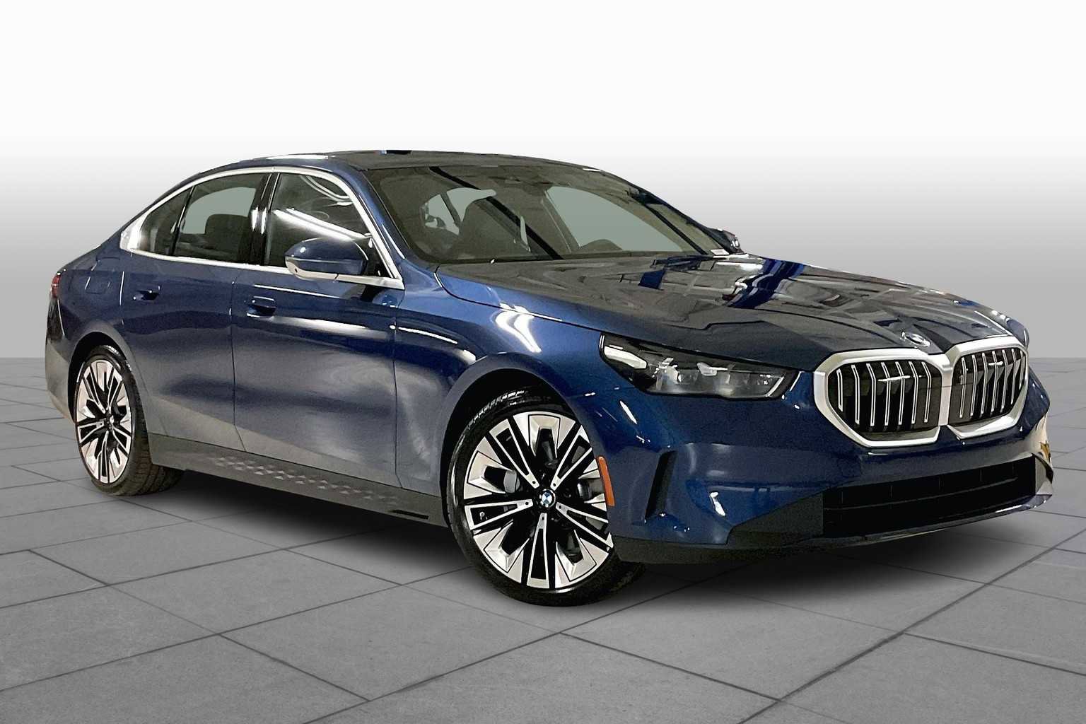 New 2025 BMW 530i 530i w/ Premium Package image 2