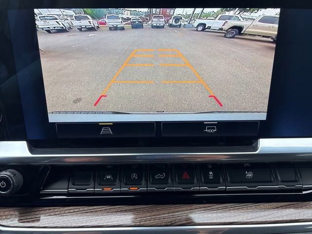 Used 2024 Chevrolet Silverado 1500 RST AWD/4WD image 19